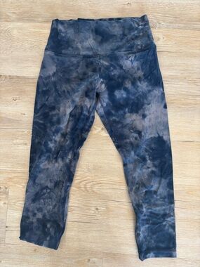 lululemon athletica Tie-Dye High-Rise Leggings in Navy and Gray
